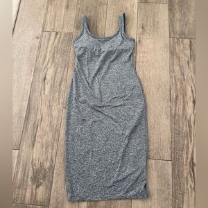Vuori Heather Gray Midi Dress